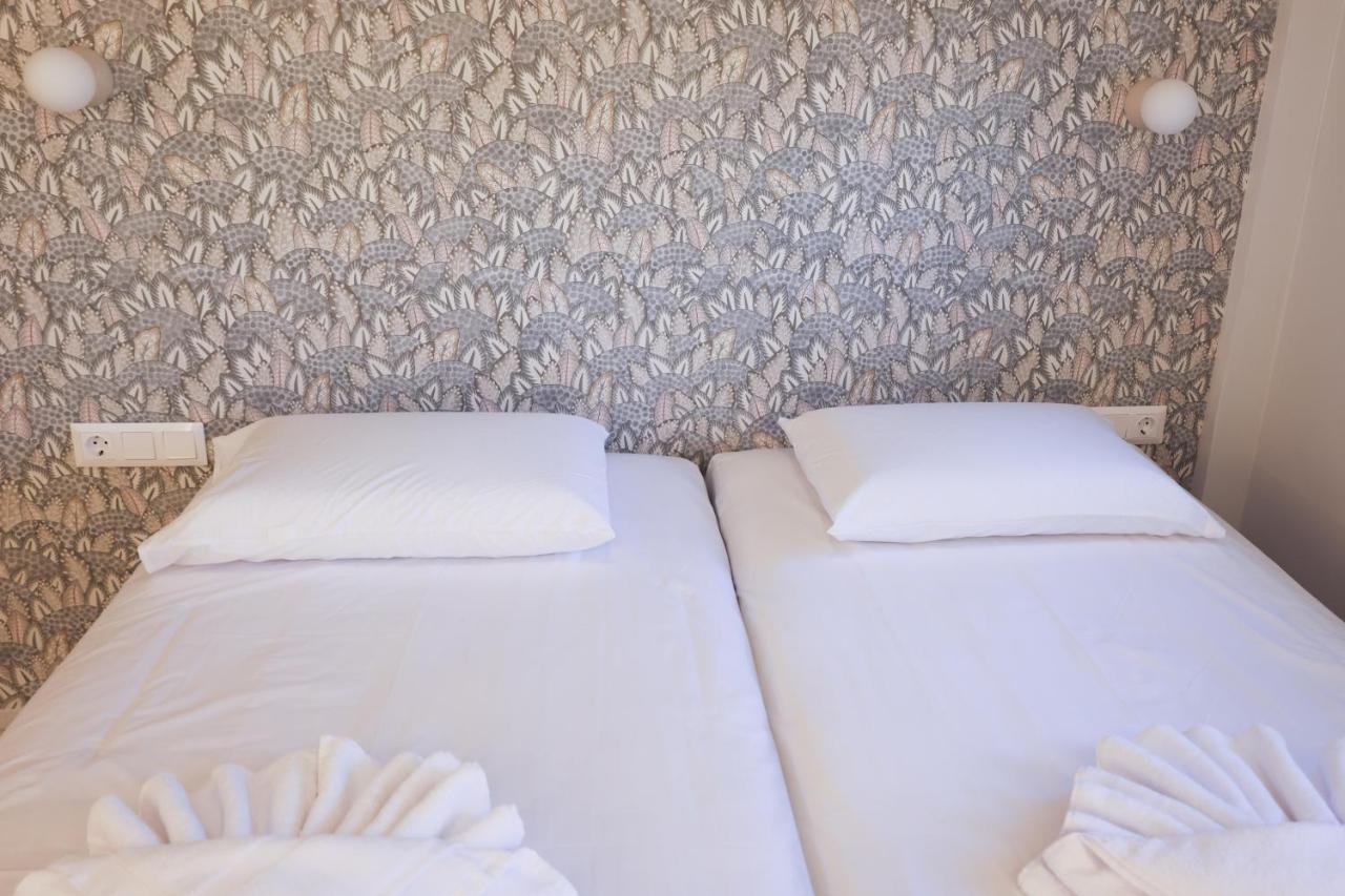 Uphill Unique Boutique Suites Скиатос Екстериор снимка