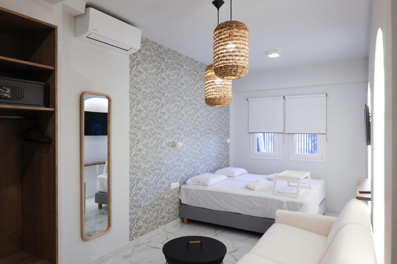 Uphill Unique Boutique Suites Скиатос Екстериор снимка