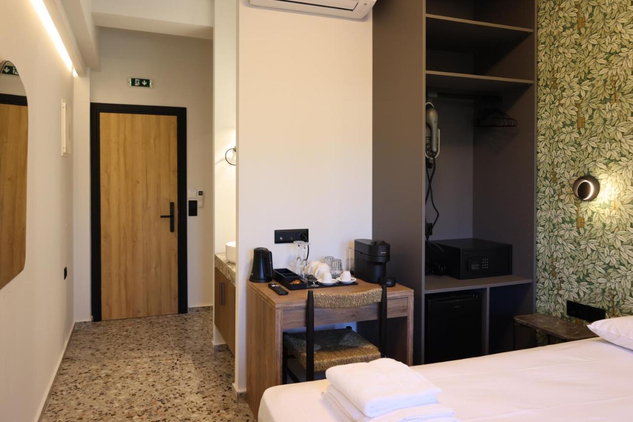 Uphill Unique Boutique Suites Скиатос Екстериор снимка