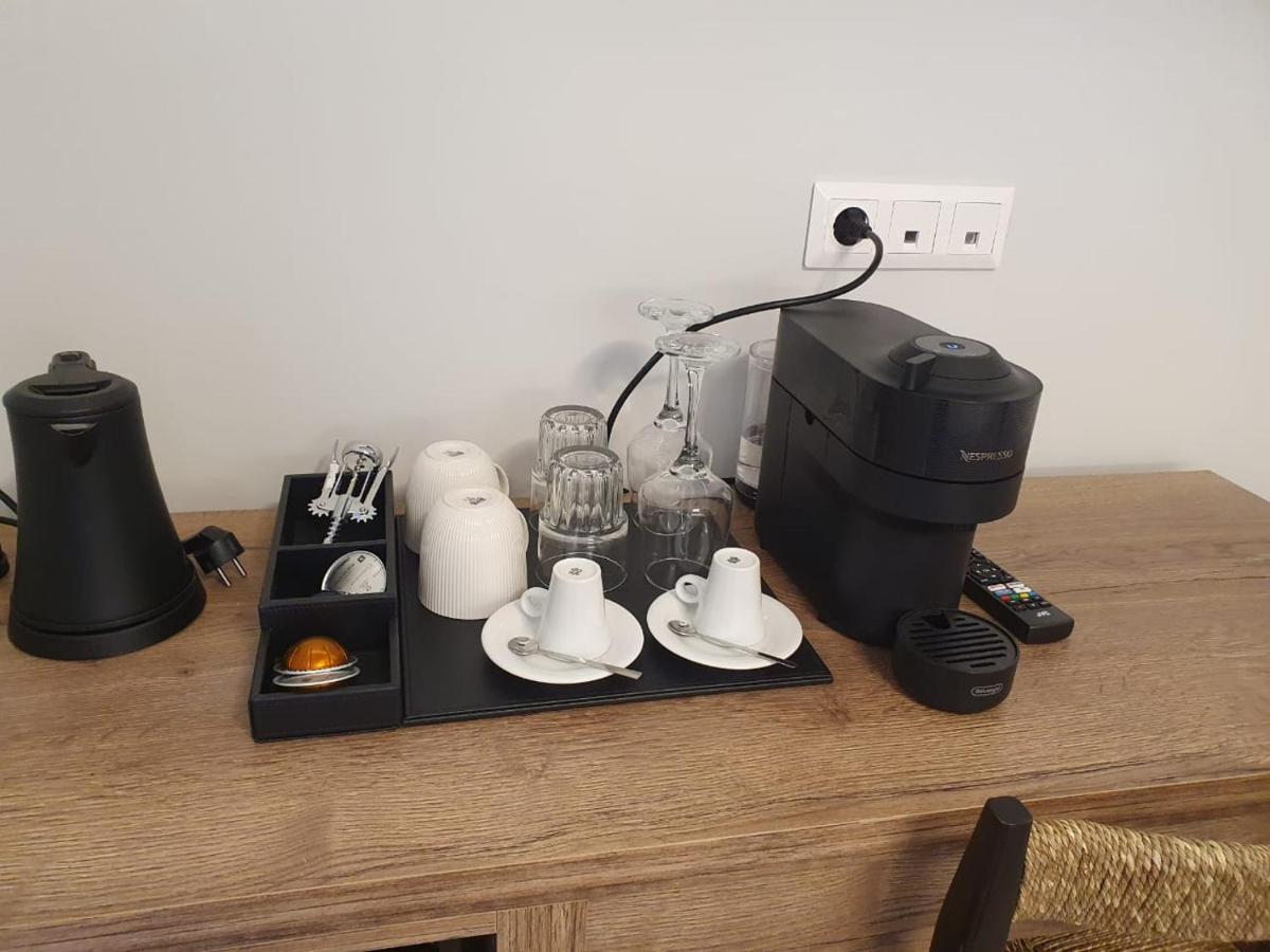 Uphill Unique Boutique Suites Скиатос Екстериор снимка