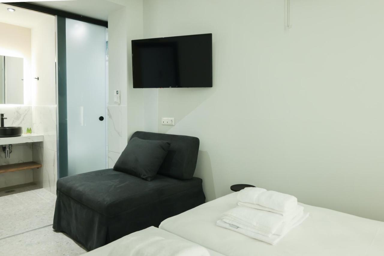 Uphill Unique Boutique Suites Скиатос Екстериор снимка