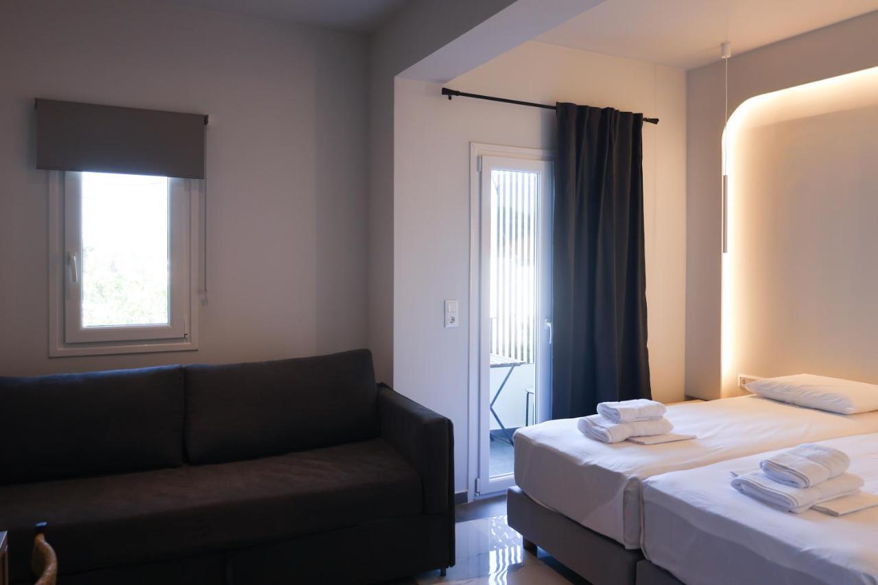 Uphill Unique Boutique Suites Скиатос Екстериор снимка