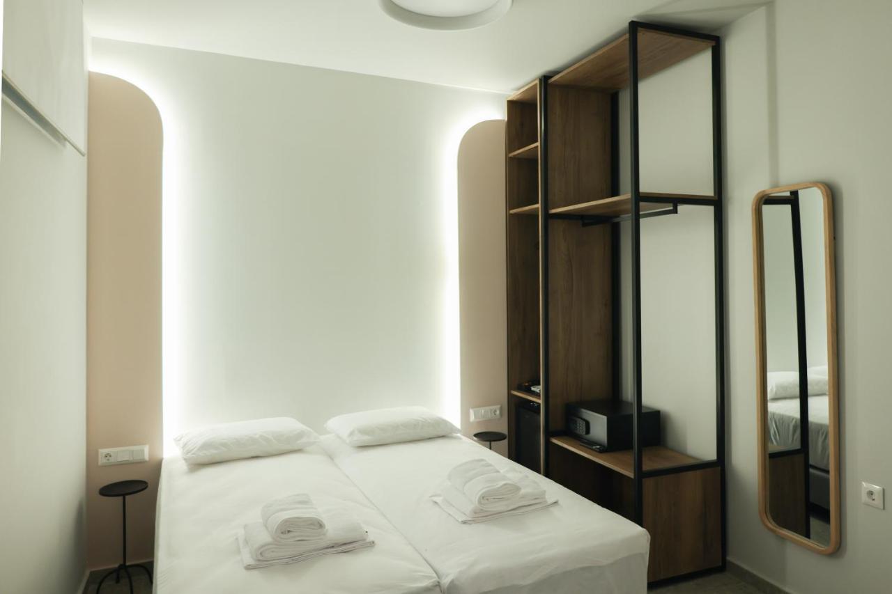 Uphill Unique Boutique Suites Скиатос Екстериор снимка
