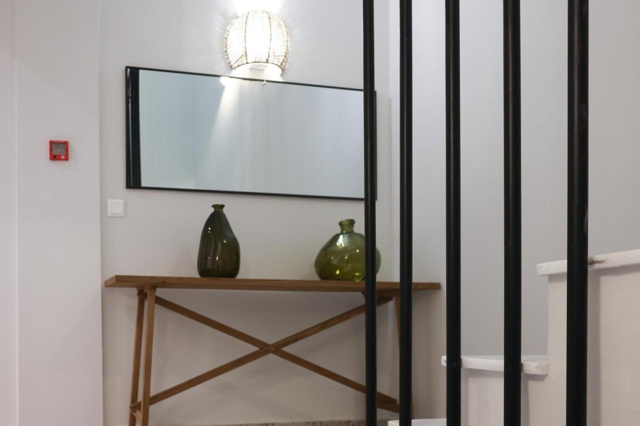 Uphill Unique Boutique Suites Скиатос Екстериор снимка