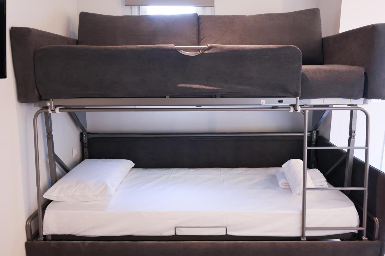 Uphill Unique Boutique Suites Скиатос Екстериор снимка